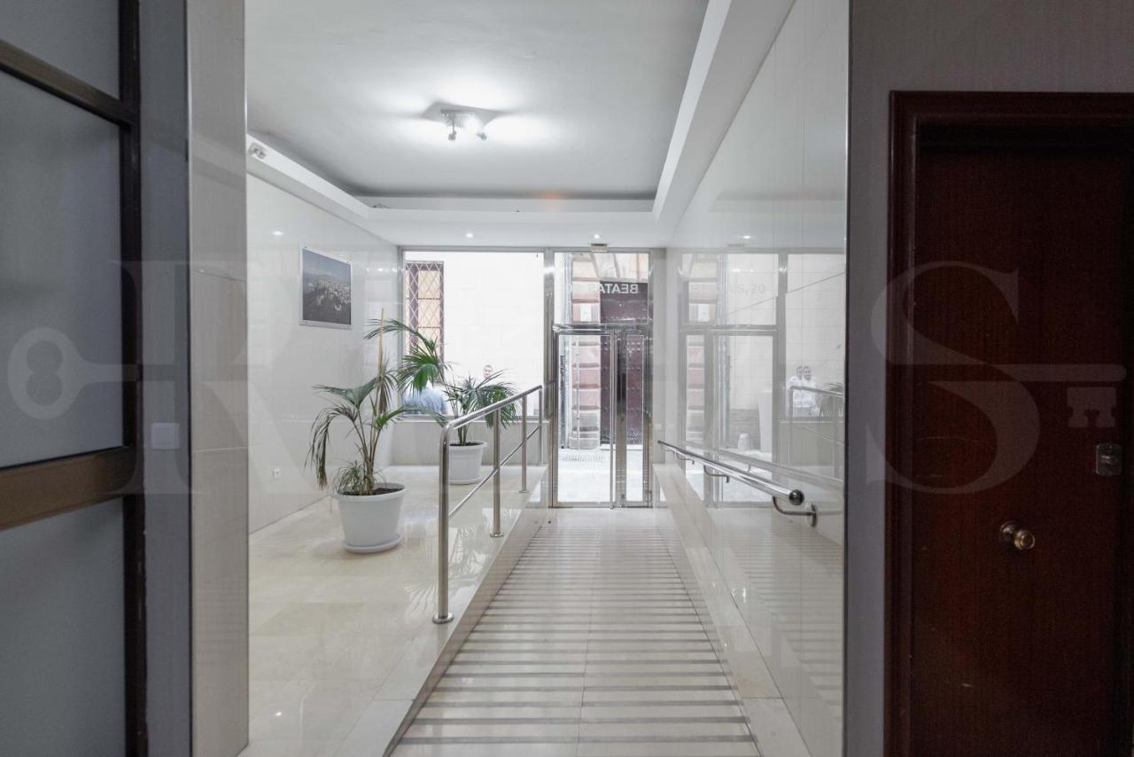 Cosy Flat With Private Balcony - Historic Center By Rems Apartment Malaga Luaran gambar